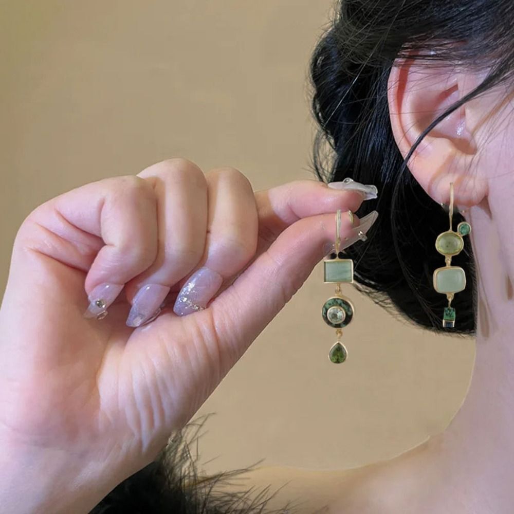 Cindy - Sykkel med cellofan-punkter på rekke